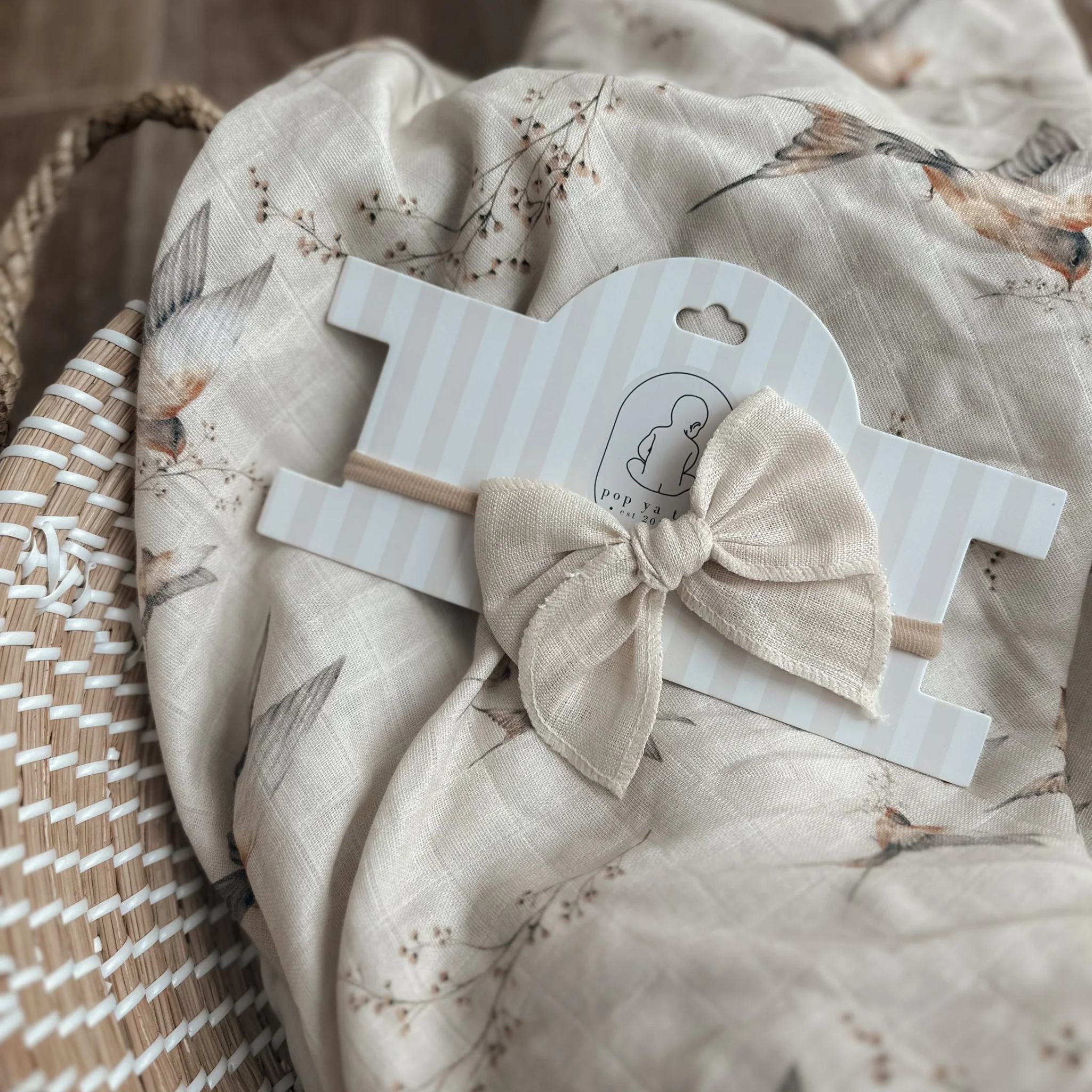 Prairie Linen Baby Bow Headband - Ivory