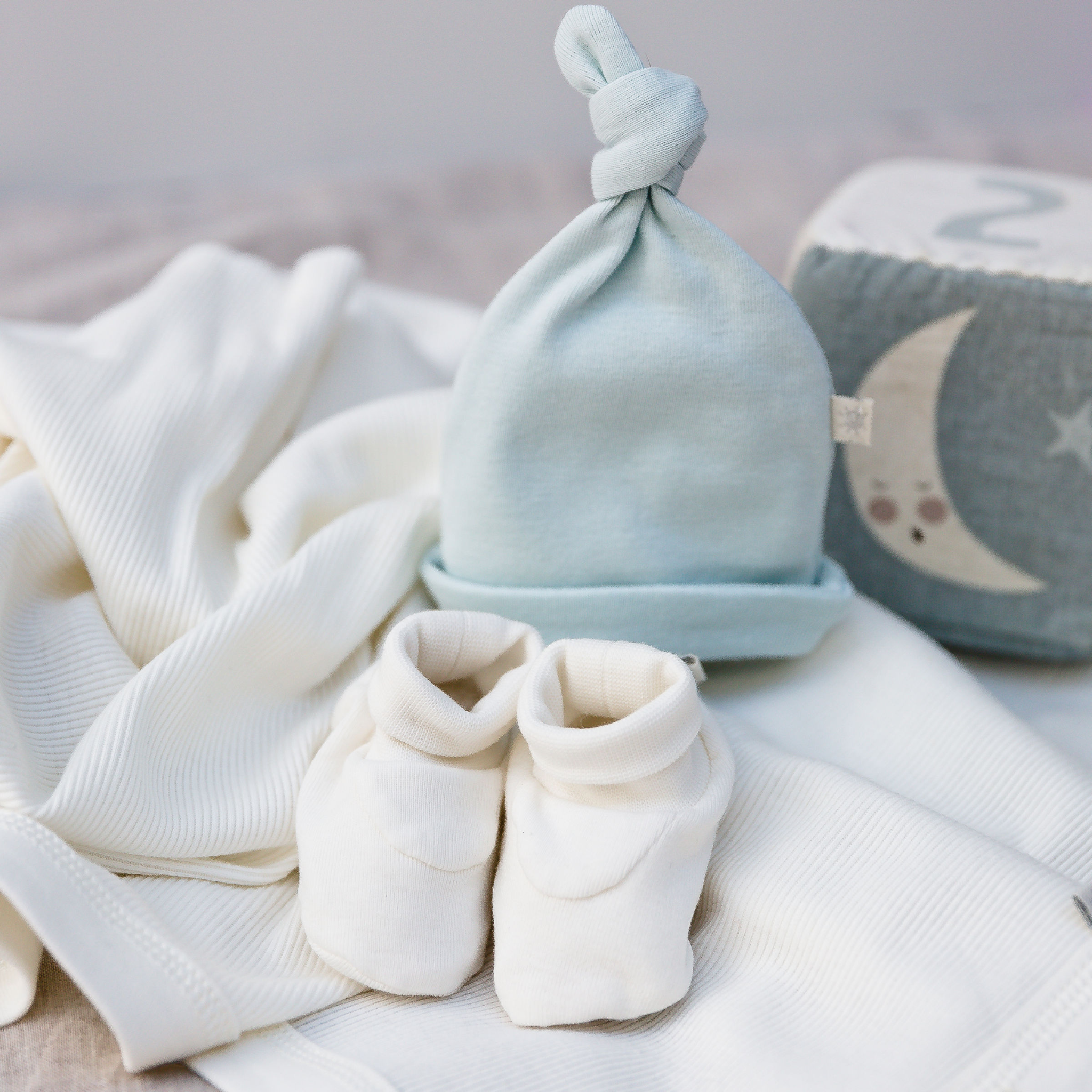 Premature & Small Baby Knot Hat in Organic Cotton
