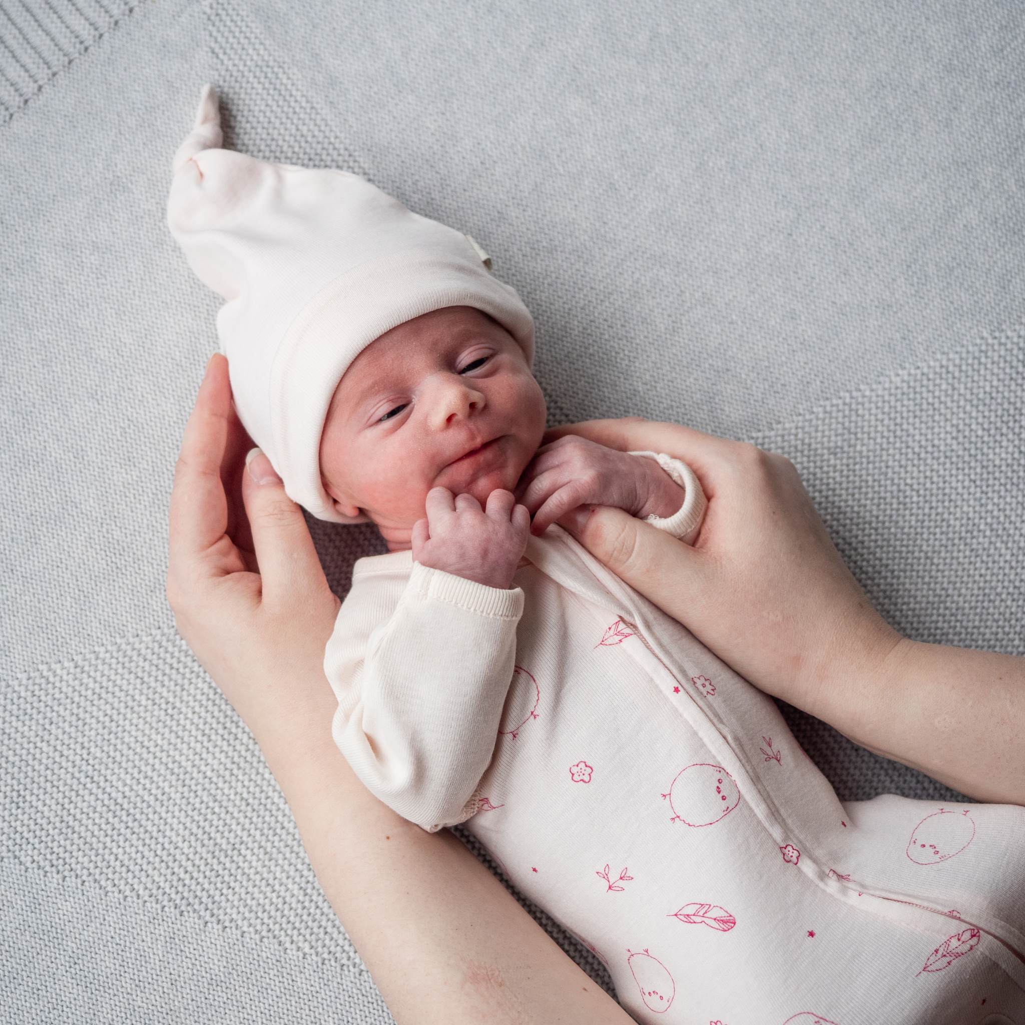 Knot Hat in Organic Cotton