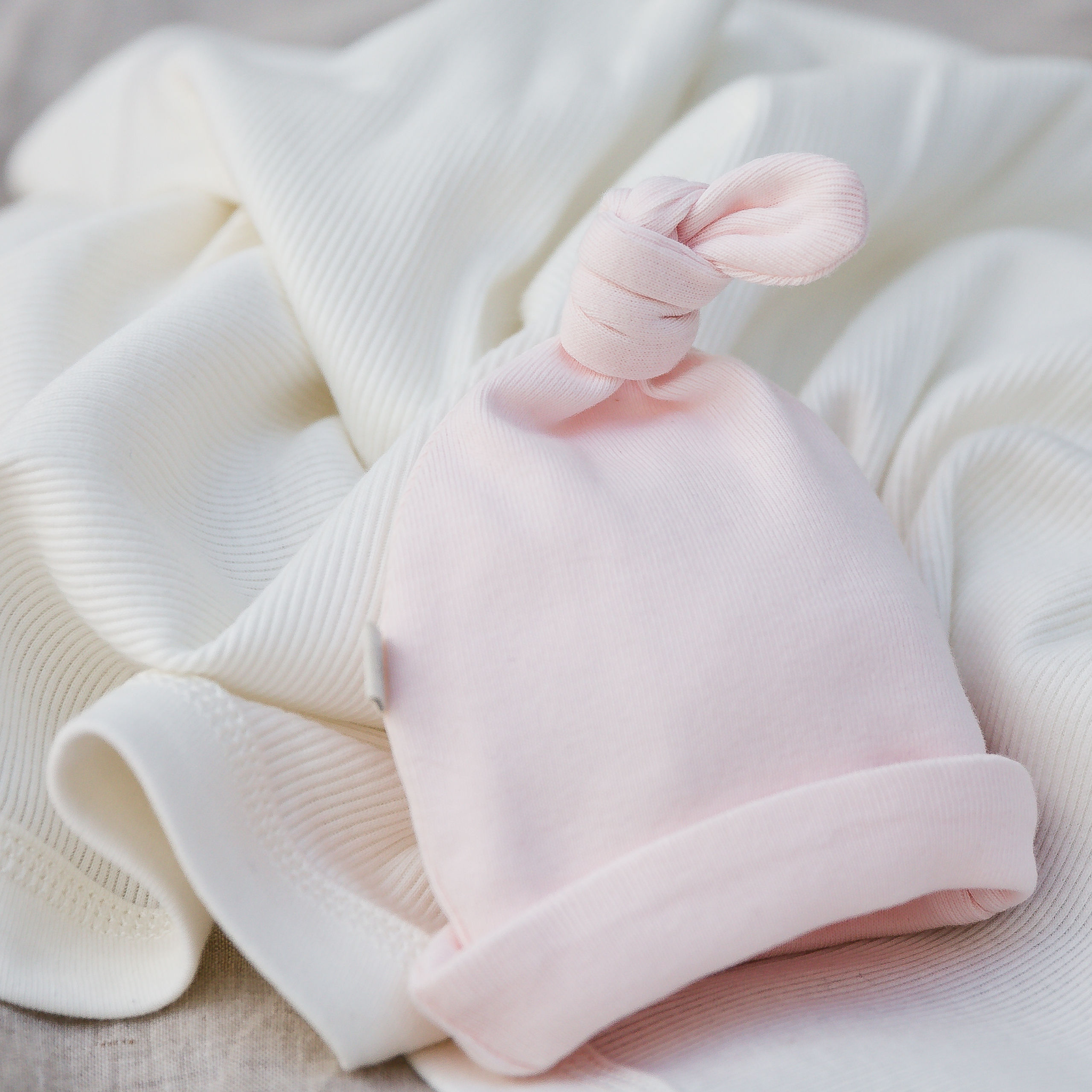 Premature & Small Baby Knot Hat in Organic Cotton